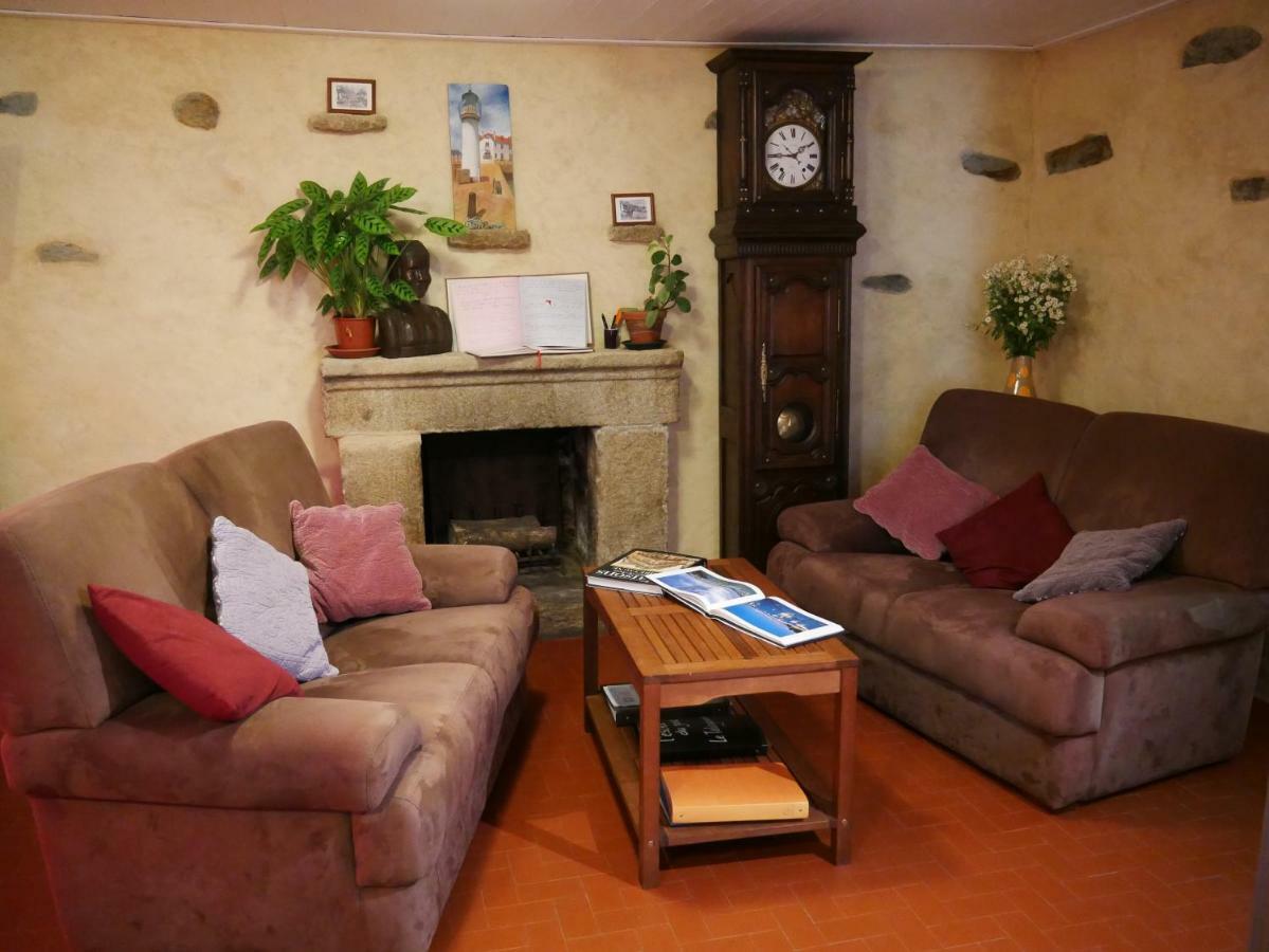 Chambres D'Hotes Kerioret Izella Kerlaz Εξωτερικό φωτογραφία